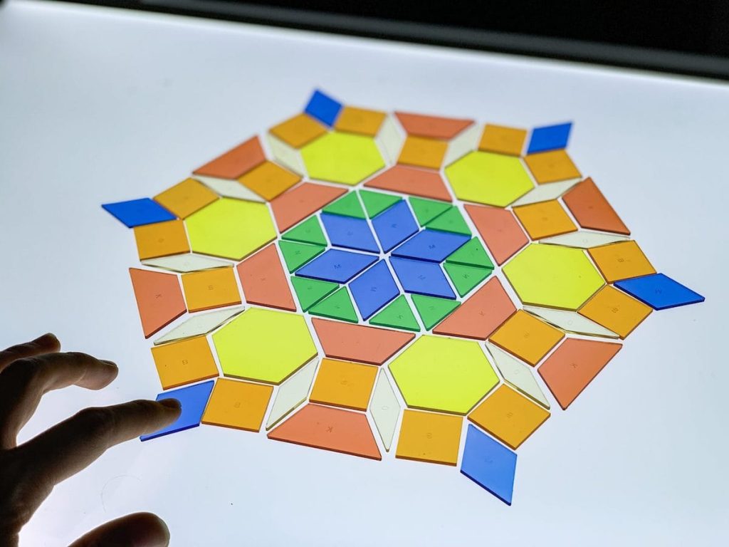 light table - geometric design