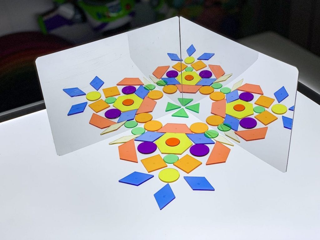 light table - geometric design with mirrors