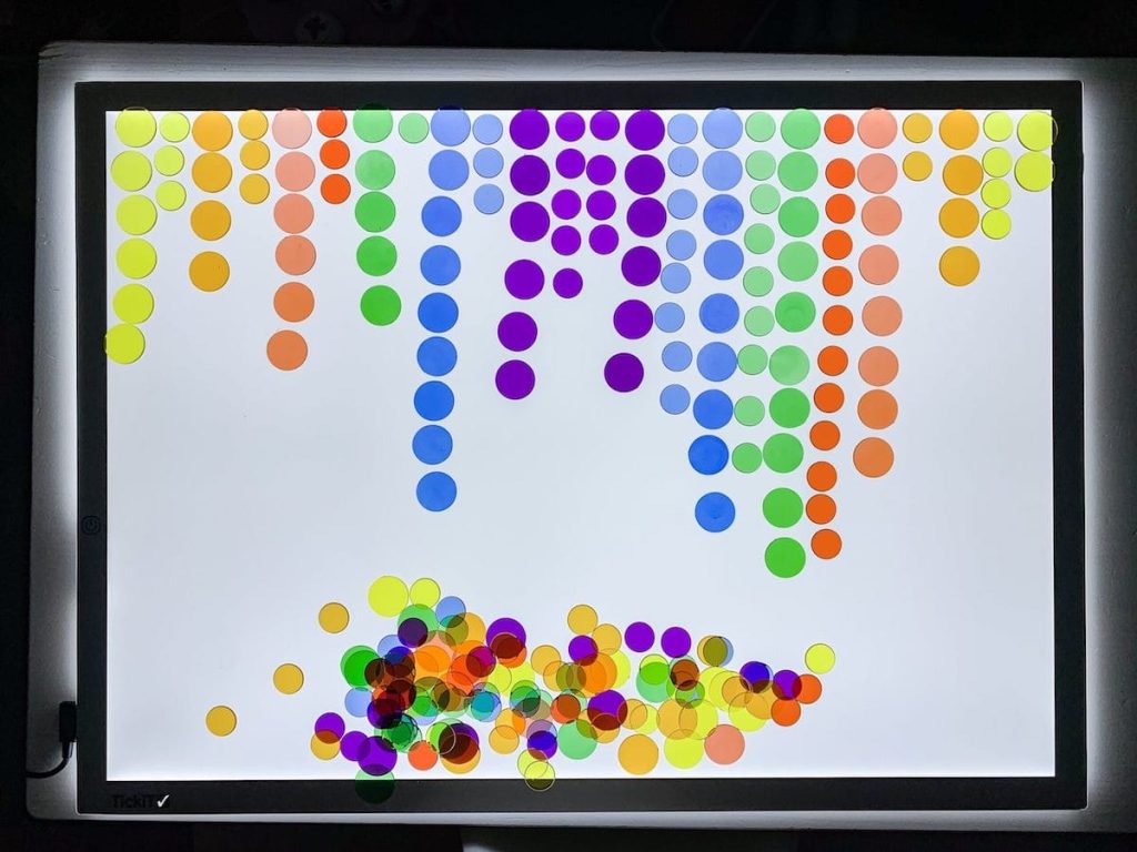 light table play with dots