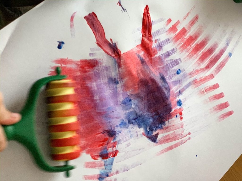 painting for toddlers - roller