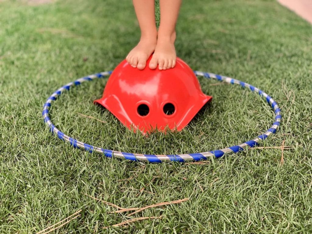 bilibo - standing on and hoop