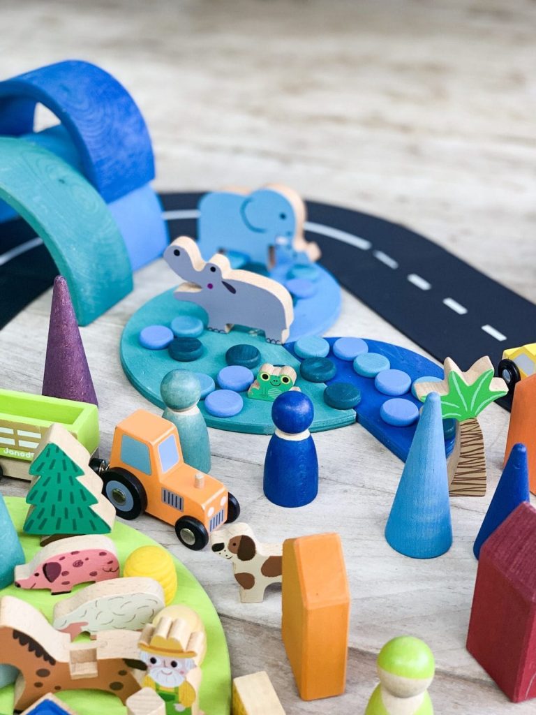 waytoplay-road-blue-semicircles-miniworld-min-scaled | the fairy glitch mother waytoplay road - blue semicircles small world