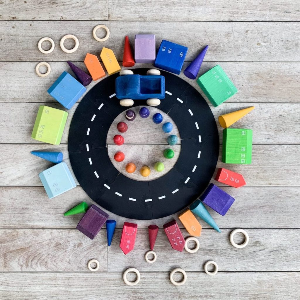 waytoplay-road-circle-of-houses-min-scaled | the fairy glitch mother waytoplay road - circle of houses and cones