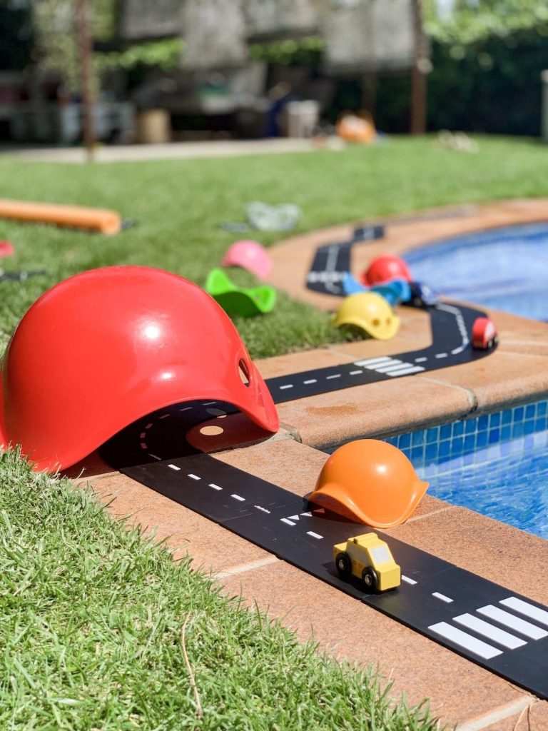 waytoplay-road-poolside-taxi-with-big-bilibo-min-scaled | the fairy glitch mother | the fairy glitch mother