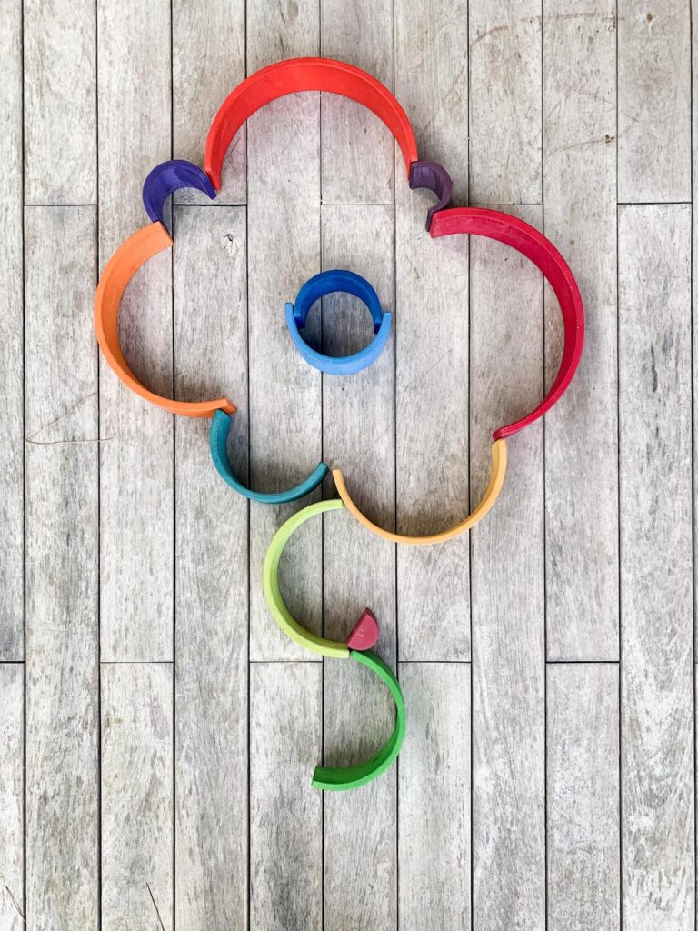 Grimms Rainbow - Floor design Flower